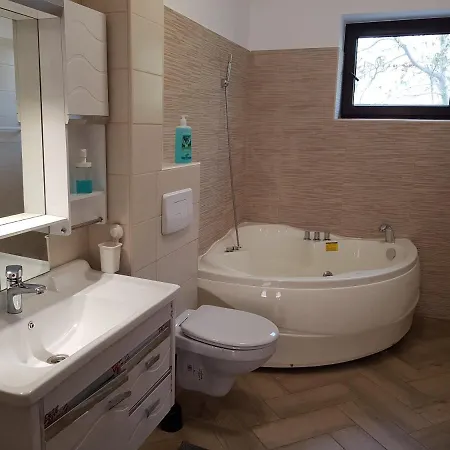 Petre Popovat 79 Apartmán *